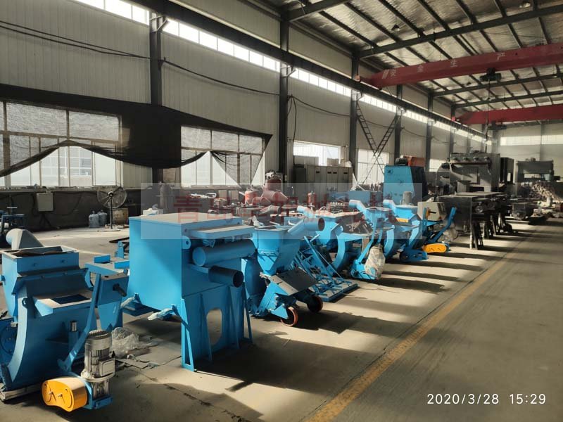 移動(dòng)式路面拋丸機(jī)加工區(qū)